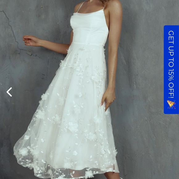 Selfie Leslie 	Floating By Pleated Neckline Mesh Midi Dress - Picture 4 of 5